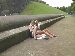 Écarte son charmant cul et baise une nana dans ce regarder un film porno en streaming trou serré
