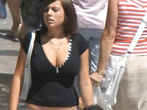 Pilote la fille vide ...
